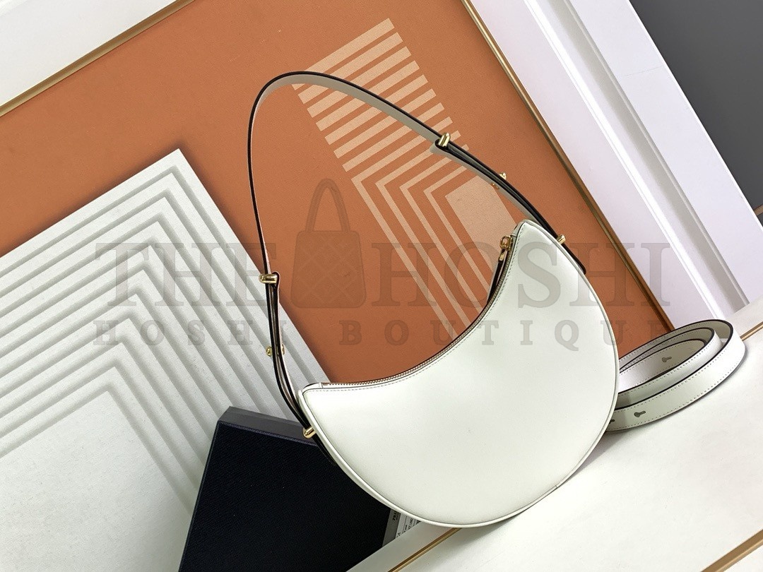 Pra*a Shoulder Bag in Woven Straw and White Leather Master Quality