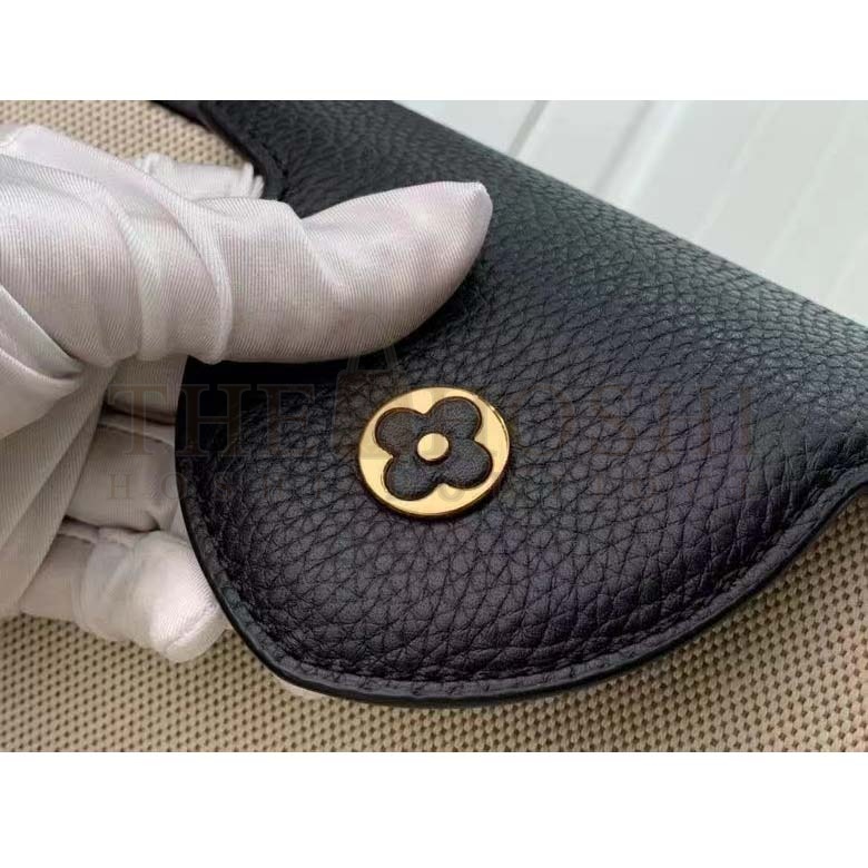 L0vis Vvtt0n LV Women Capucines MM Handbag Black Taurillon Leather Canvas Master Quality