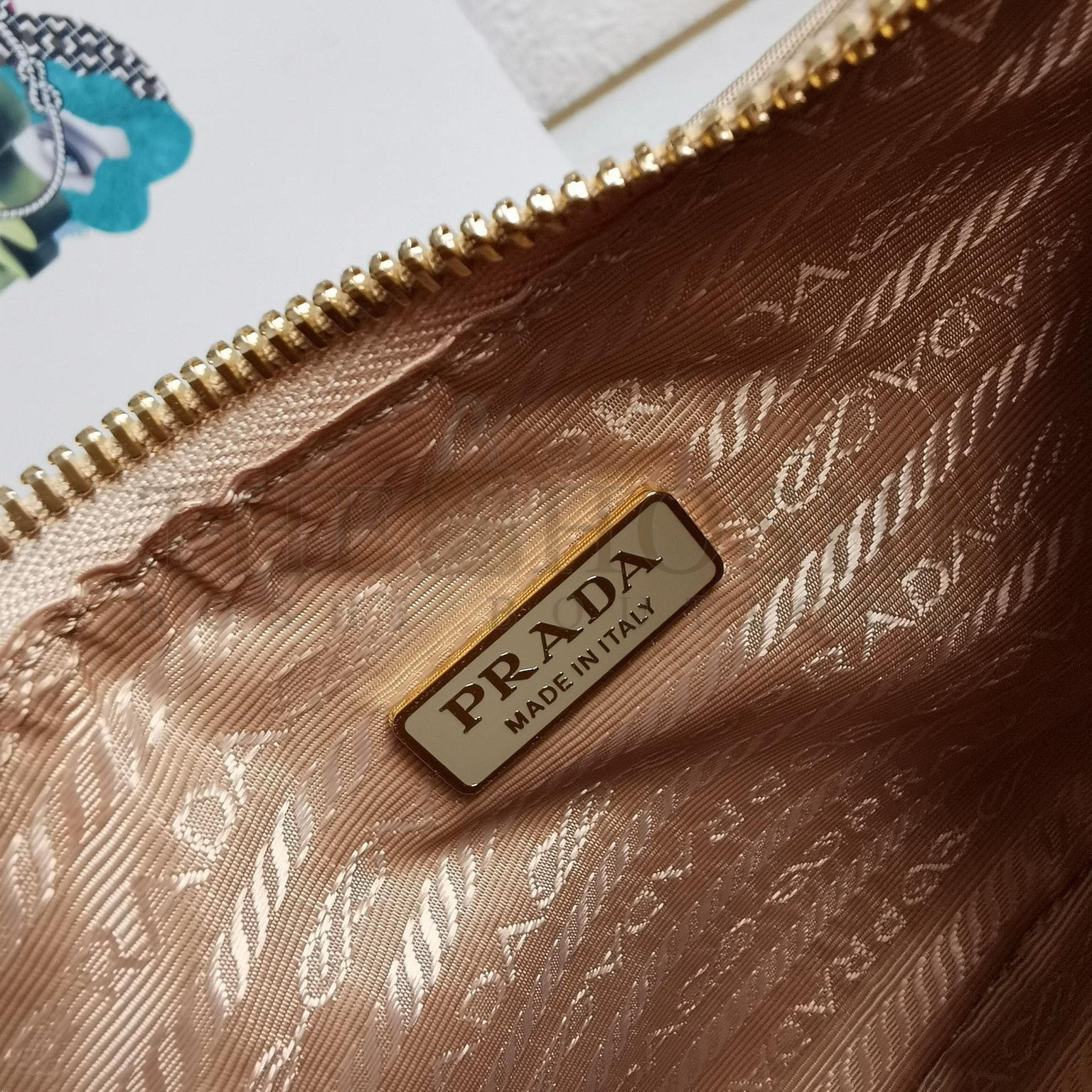 Pra*a Re-Edition 1995 Chaine Mini Bag in Beige Re-Nylon Master Quality