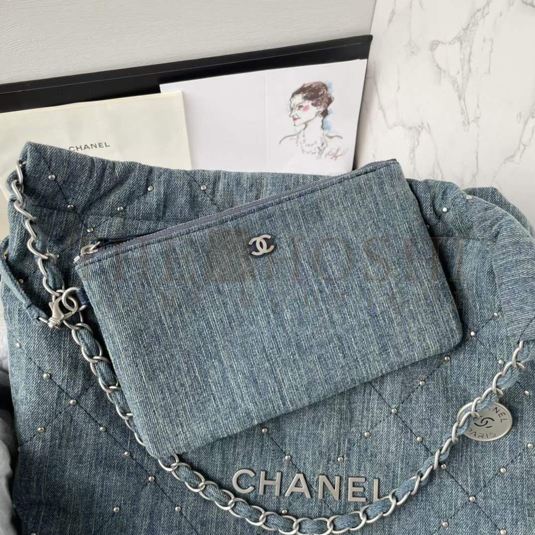 Ch**el Women CC 22 Small Handbag Washed Denim Silver-Tone Metal Blue Master Quality