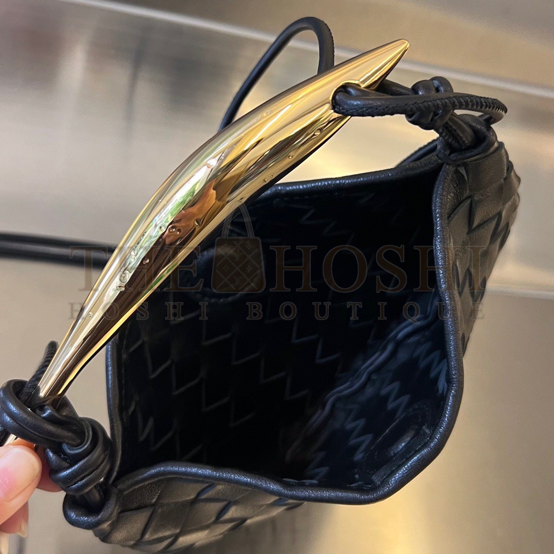 B0tt*ga Ven*ta Sardine Mini Bag In Black Intrecciato Lambskin Master Quality