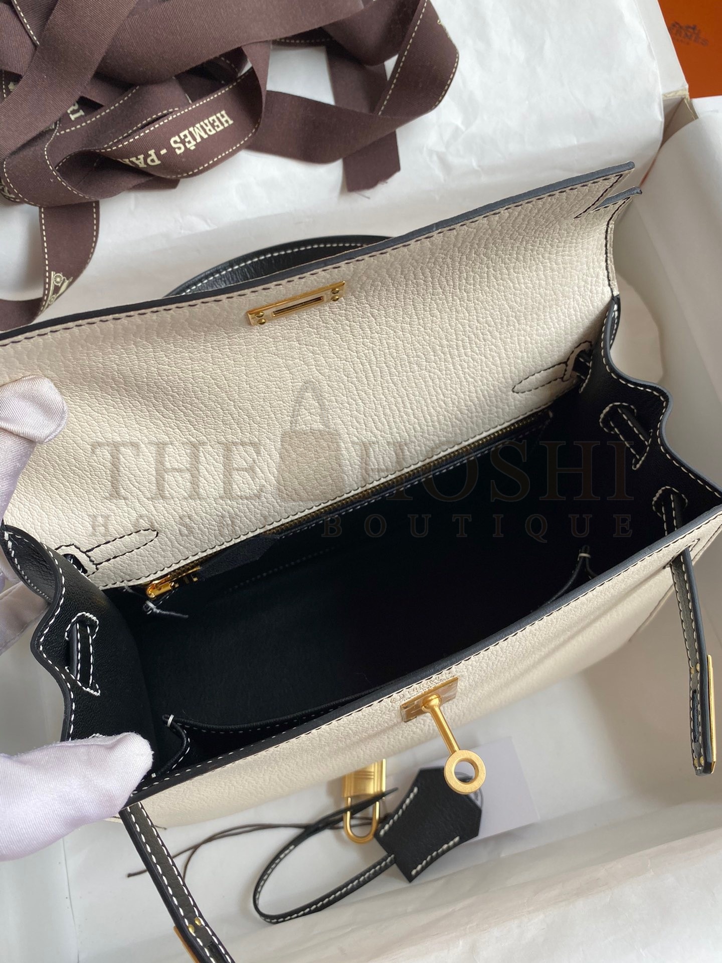 H**me5 Kelly Sellier 25 Bicolor Bag in White and Black Mysore Goatskin Master Quality