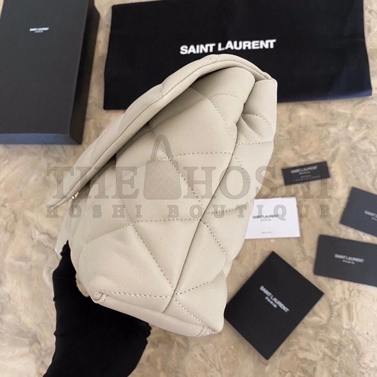 Sa1nt Lau*nt Sade Puffer Envelope Clutch In White Lambskin Master Quality