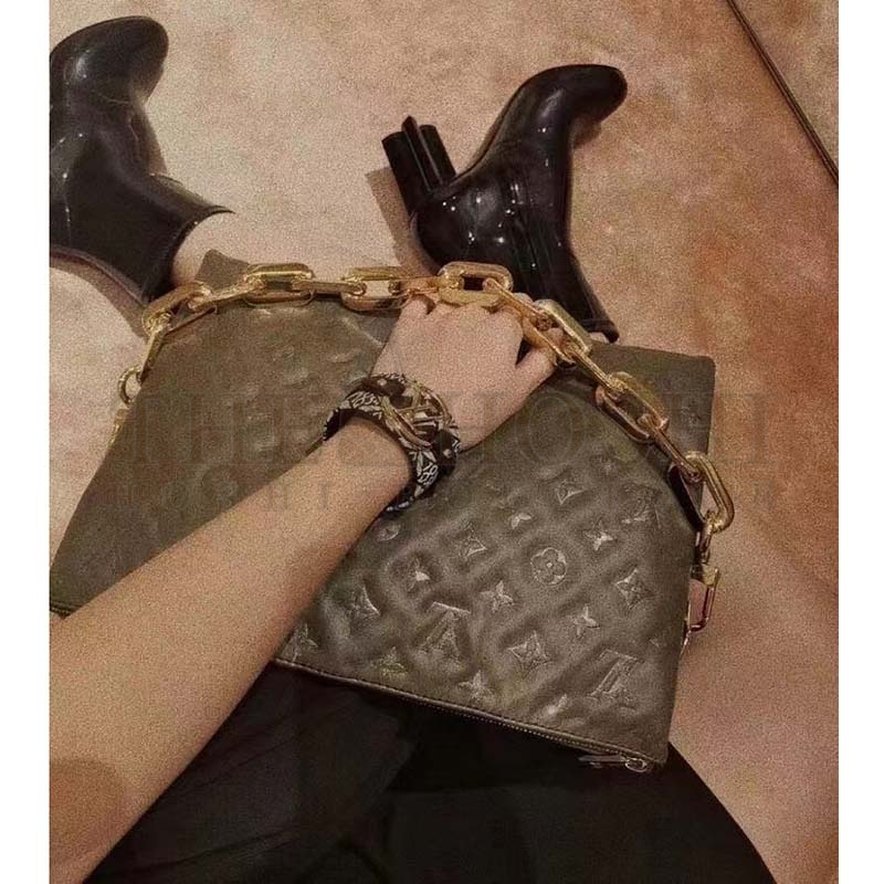 L0vis Vvtt0n LV Women Coussin MM Handbag Khaki Monogram Embossed Puffy Lambskin Master Quality
