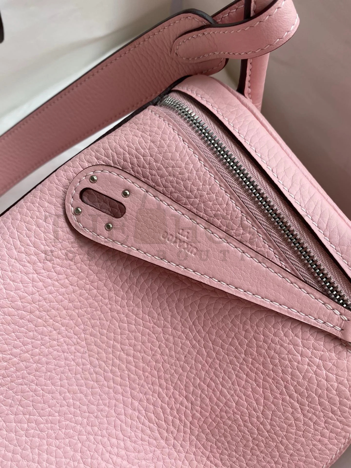 H**me5 Lindy 26 Handmade Bag In Rose Sakura Clemence Leather Master Quality
