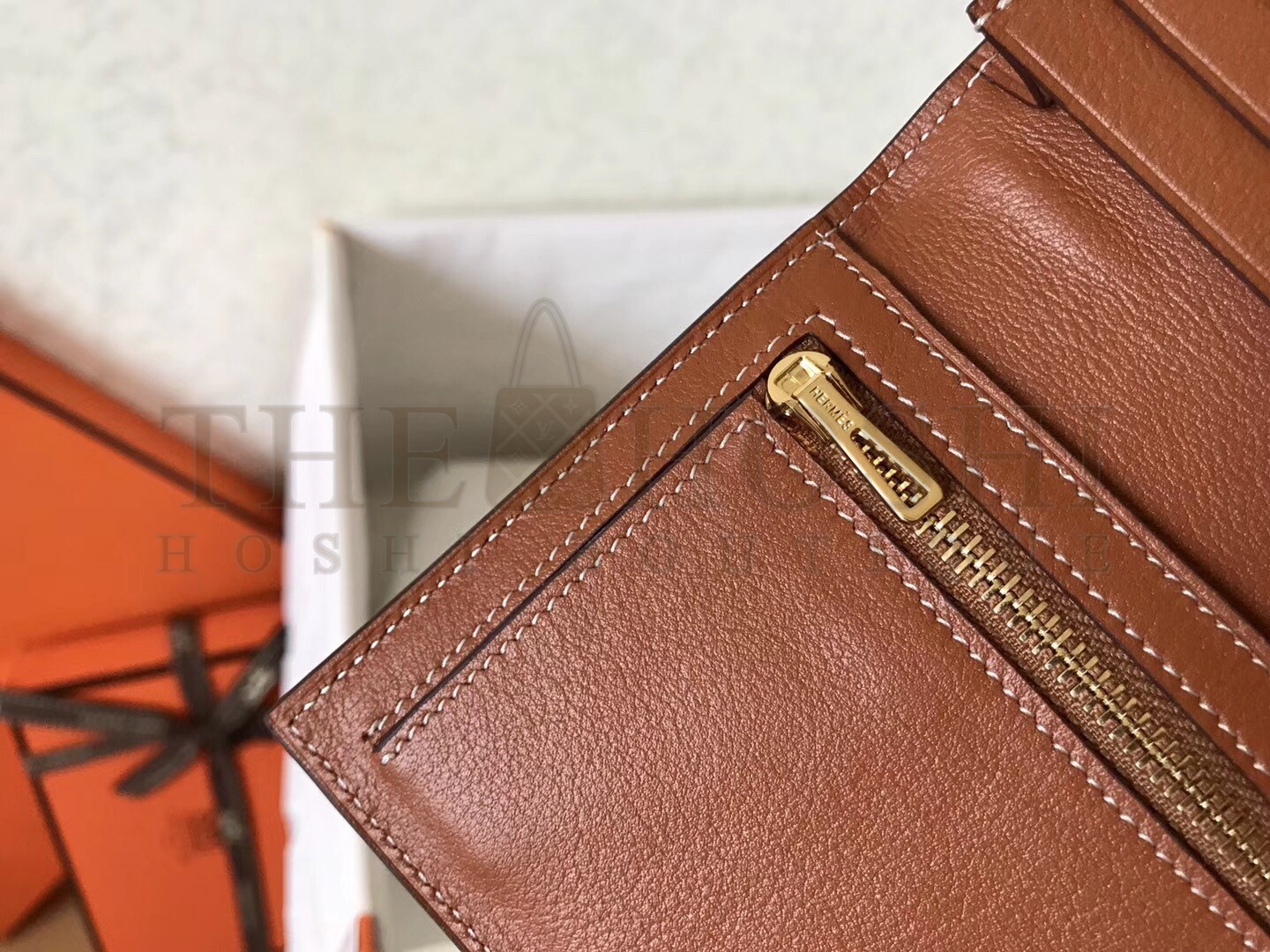 H**me5 Gold Swift Bearn Gusset Wallet Master Quality