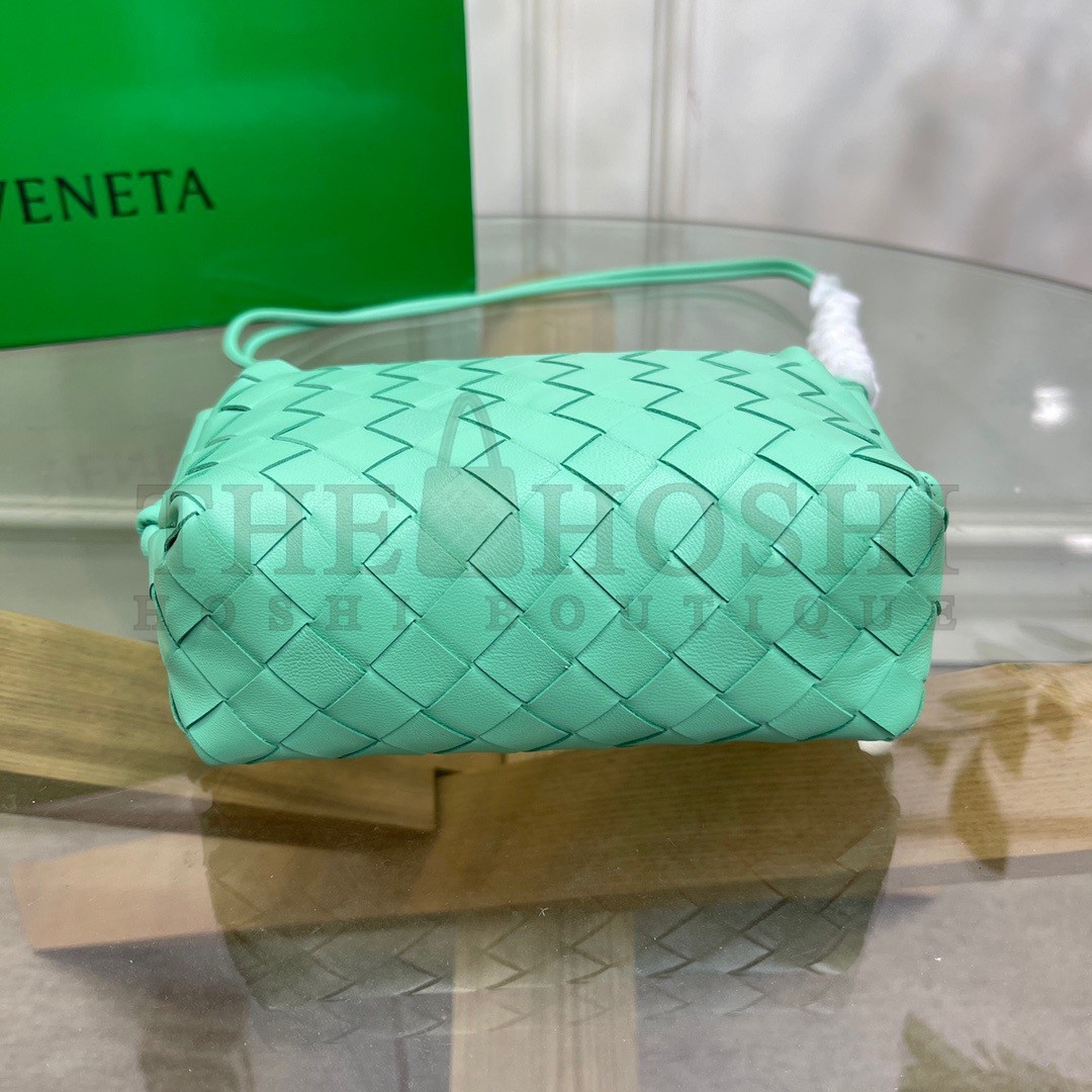 B0tt*ga Ven*ta Loop Mini Bag In Fountain Intrecciato Lambskin Master Quality