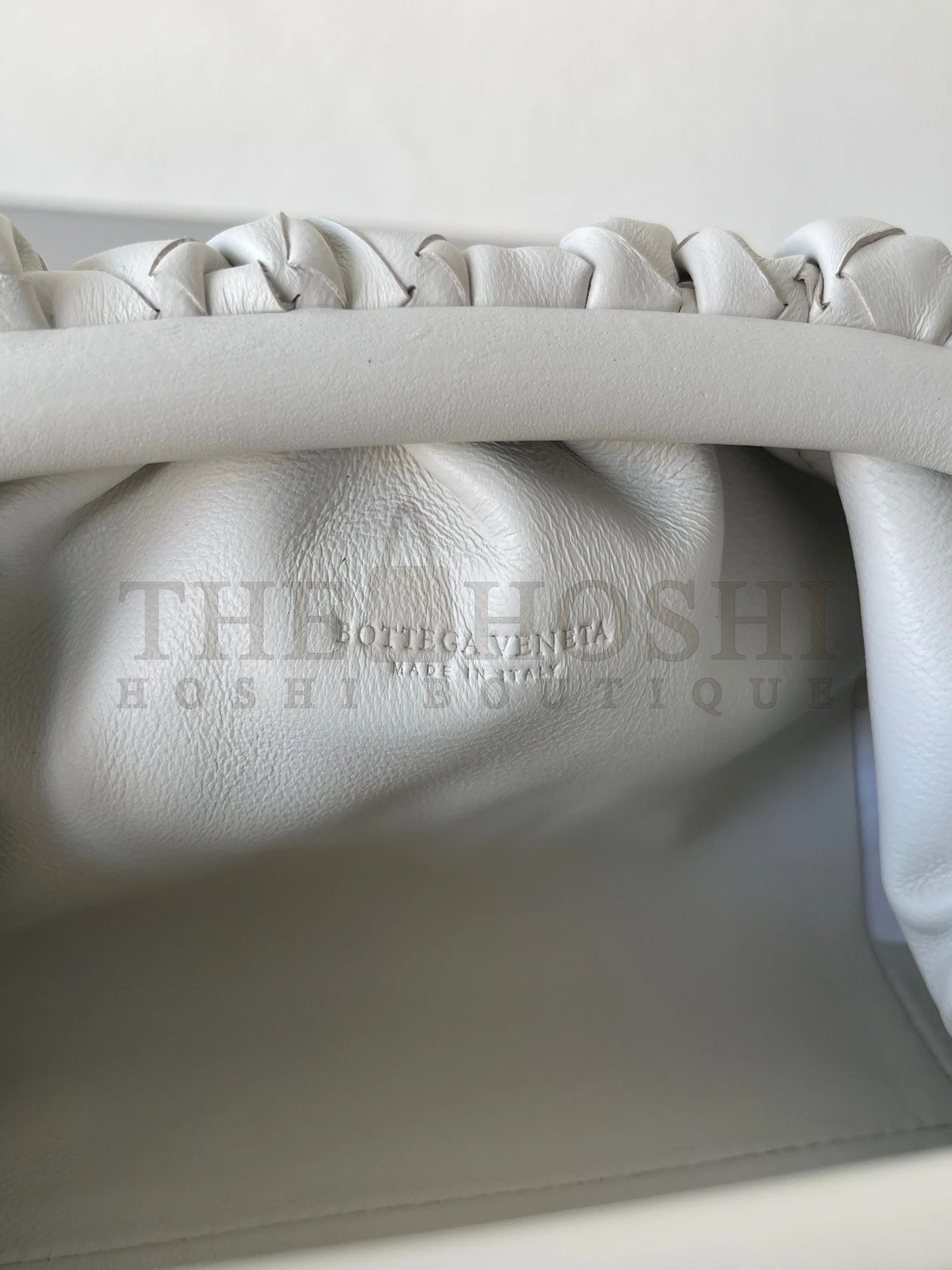 B0tt*ga Ven*ta Mini Pouch with Strap in White Intrecciato Lambskin Master Quality