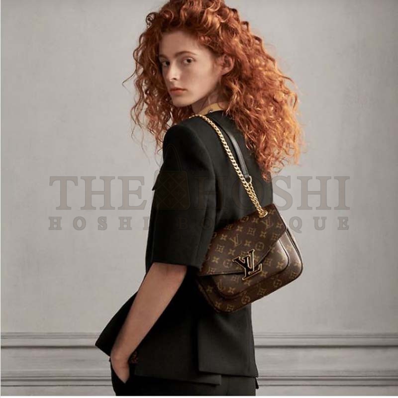 L0vis Vvtt0n LV Women Passy Handbag in Monogram Coated Canvas-Brown Master Quality