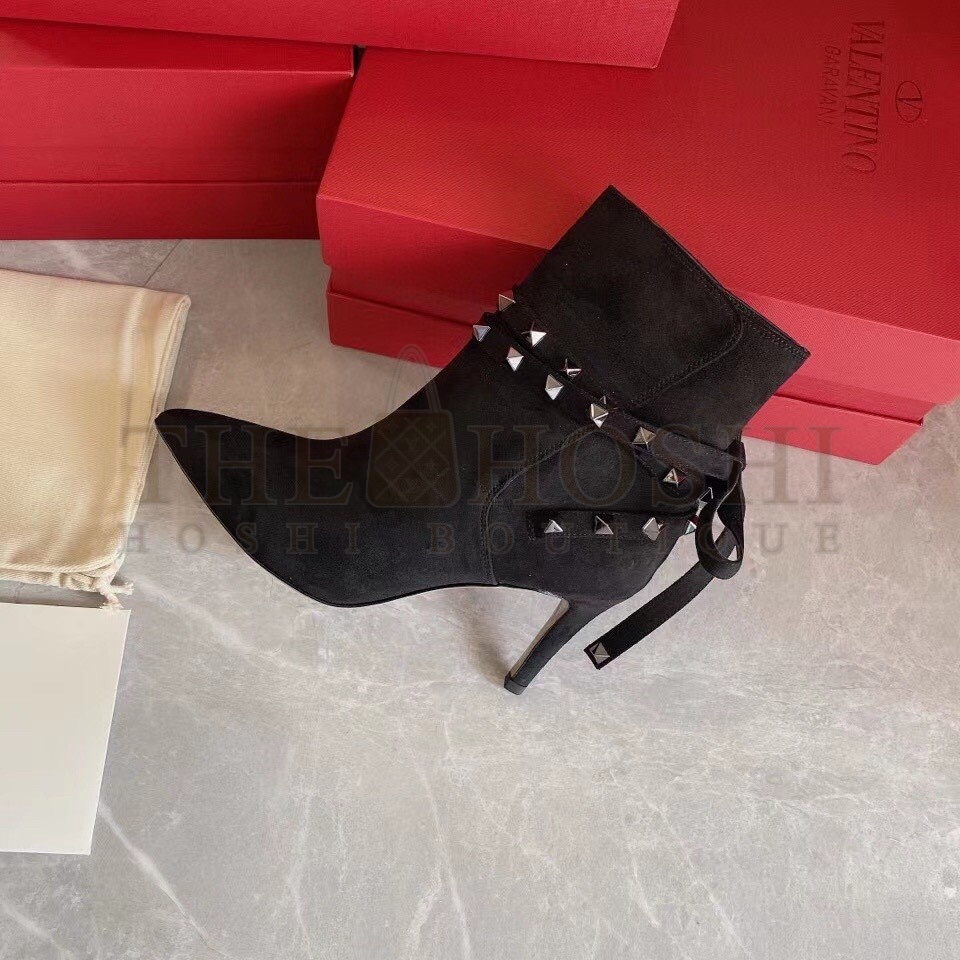 Va1e*ntin0 Rockstud Flair Ankle Boots 85 MM In Black Suede Master Quality