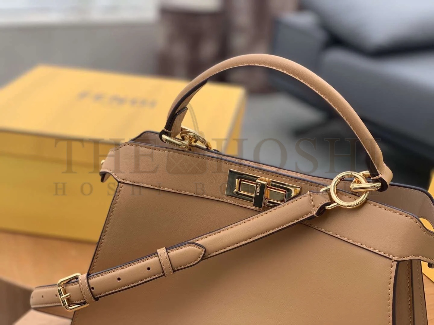 F**di Peekaboo ISeeU Medium Bag In Beige Calfskin Master Quality