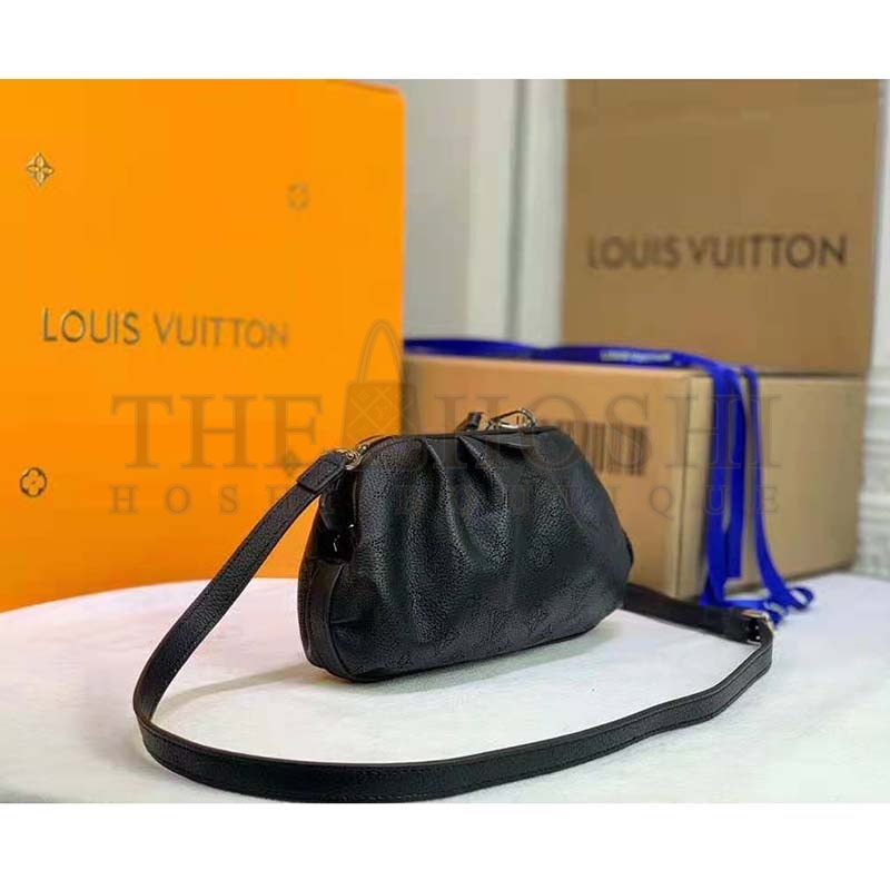 L0vis Vvtt0n LV Women Scala Mini Pouch Black Mahina Perforated Calf Leather Master Quality