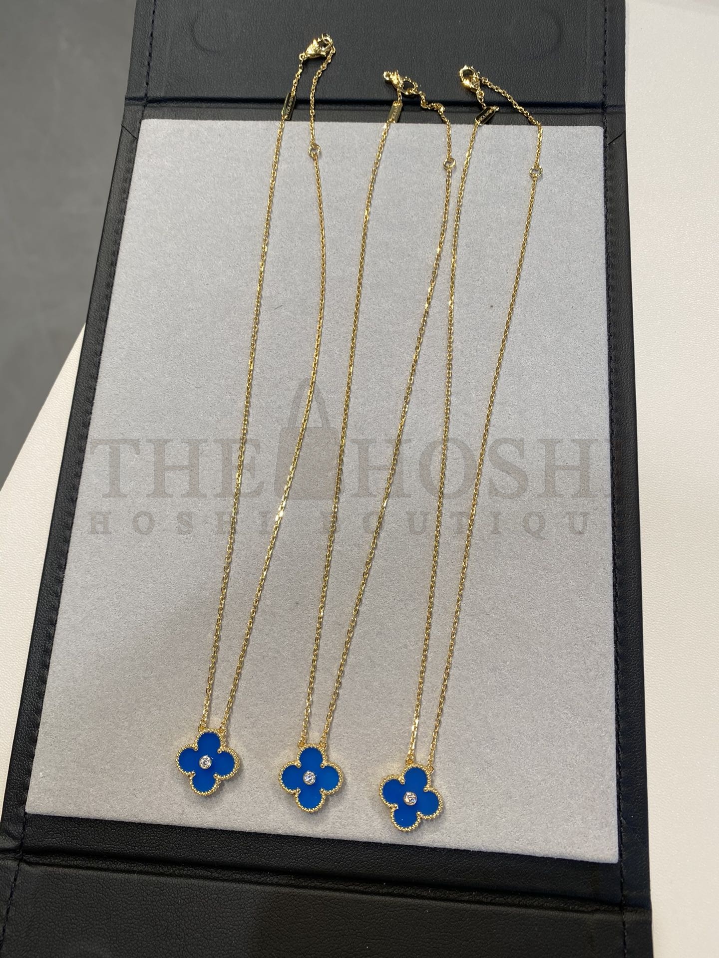 V*n Cl**f & Arpels Blue Agate Clover Necklace with D1am0nds, Vintage Alhambra pendant Master Quality