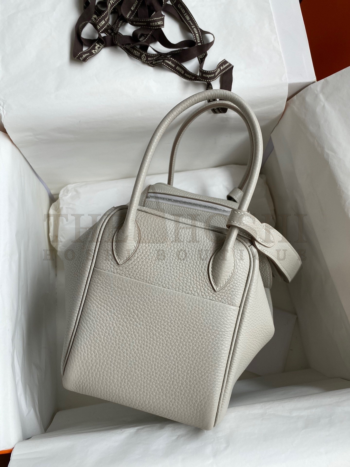 H**me5 Lindy 26 Handmade Bag In Pearl Grey Clemence Leather Master Quality