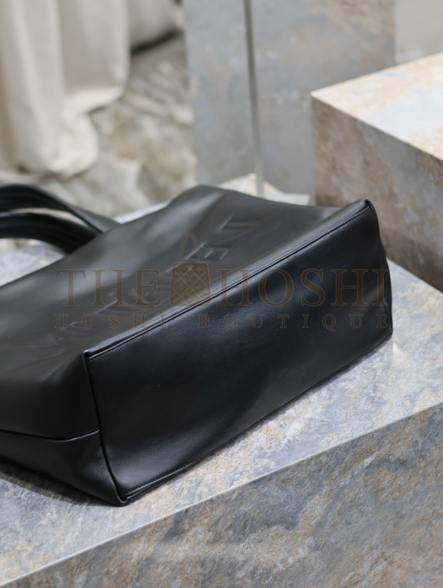 Sa1nt Lau*nt Wide Puffer Tote Bag in Black Nappa Lambskin Master Quality