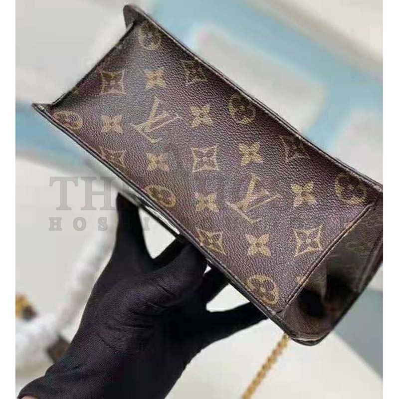 L0vis Vvtt0n LV Women LV Wynwood Chain Bag Taupe Monogram Canvas Vernis Leather Master Quality