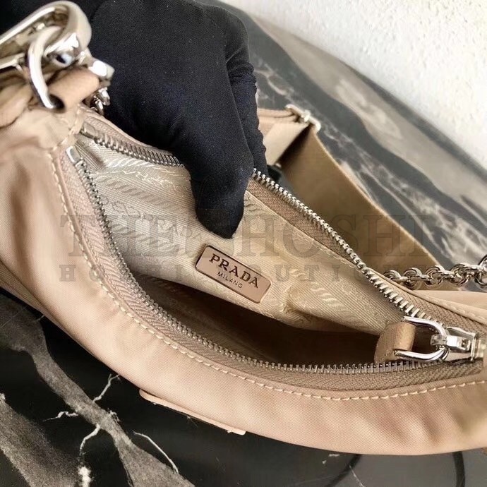 Pra*a Re-Edition 2005 Shoulder Bag In Beige Nylon Master Quality