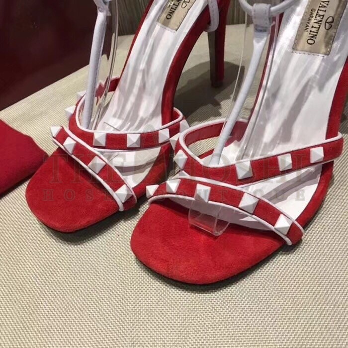 Va1e*ntin0 Garavani Red Free Rockstud 105mm Sandals Master Quality