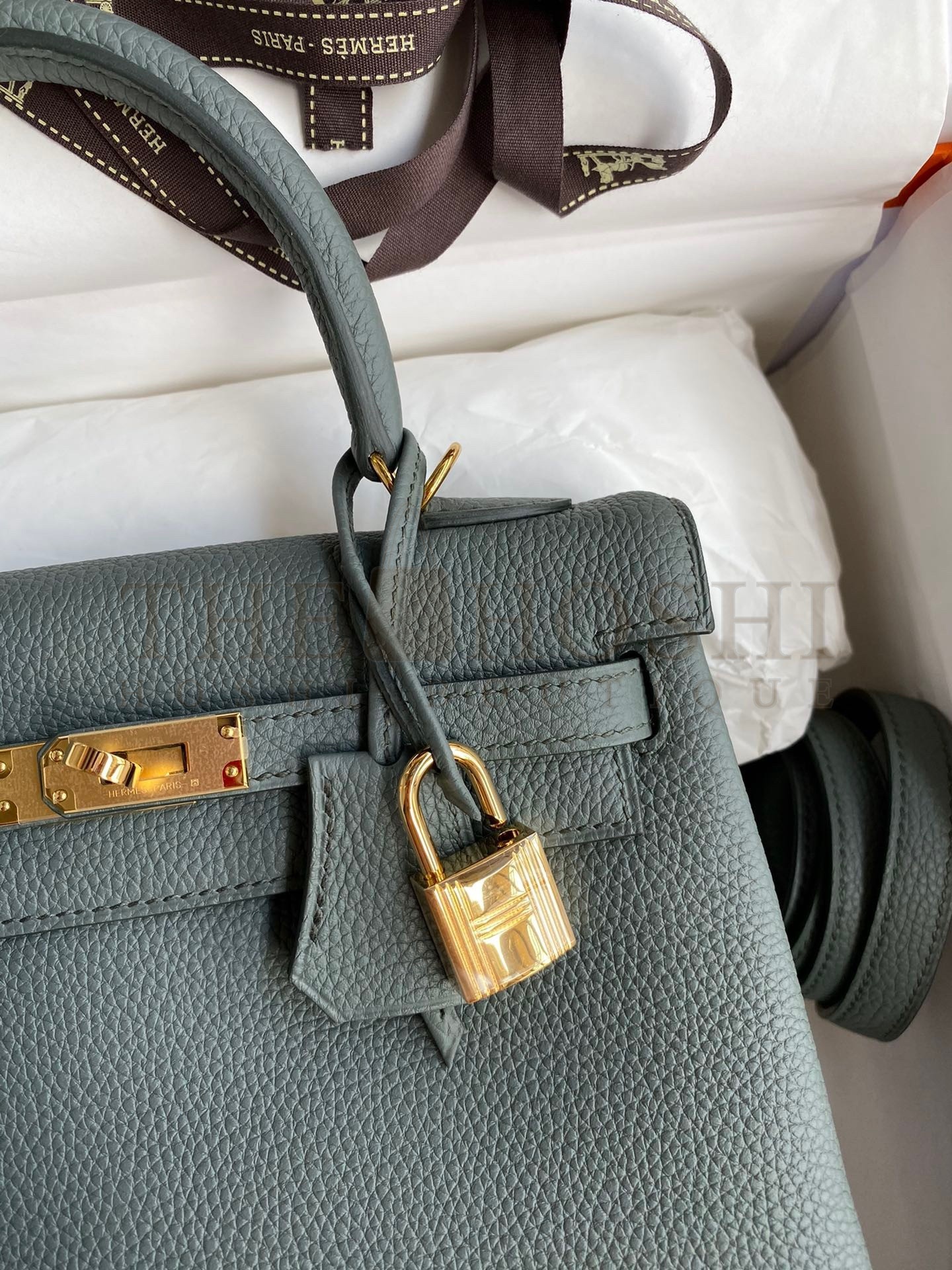 H**me5 Kelly Retourne 25 Handmade Bag In Vert Amande Clemence Leather Master Quality
