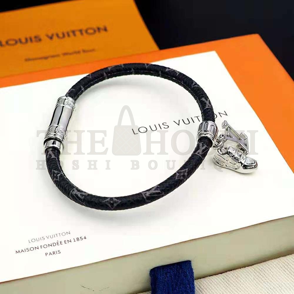 L0vis Vvtt0n Men LV Icon Trainer Leather Bracelet Master Quality