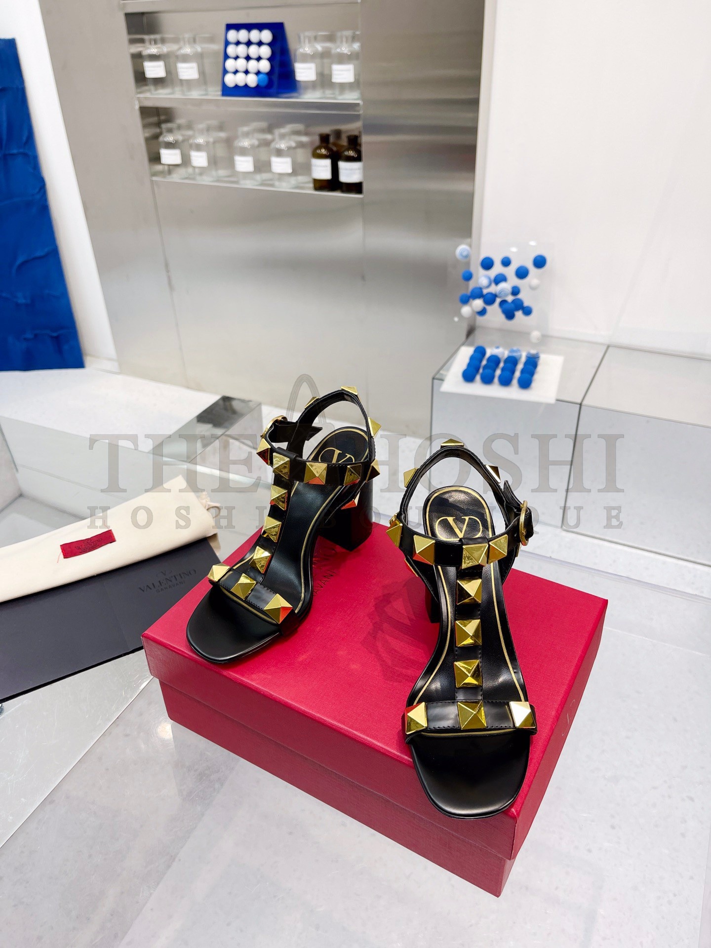 Va1e*ntin0 Roman Stud Sandals 90mm In Black Calfskin Master Quality