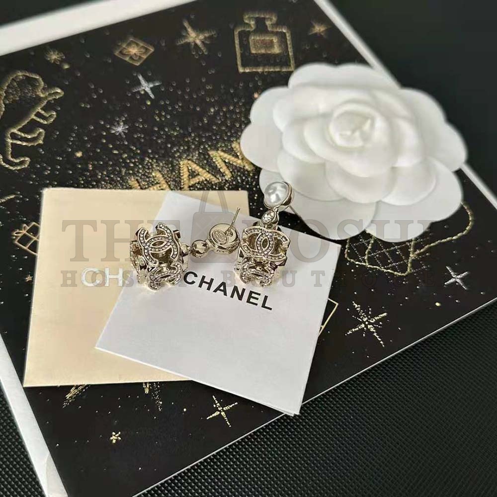 Ch**el Women Pendant Earrings Metal Glass Pearls and Strass Master Quality