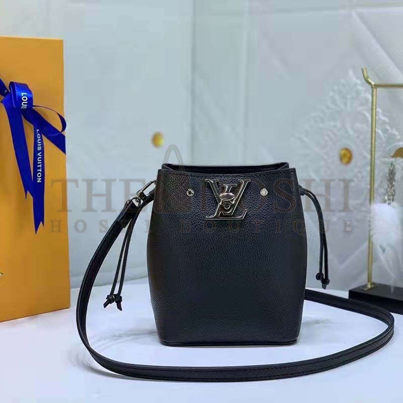 L0vis Vvtt0n LV Women Nano Lockme Bucket Bag Black Grained Calf Leather Master Quality