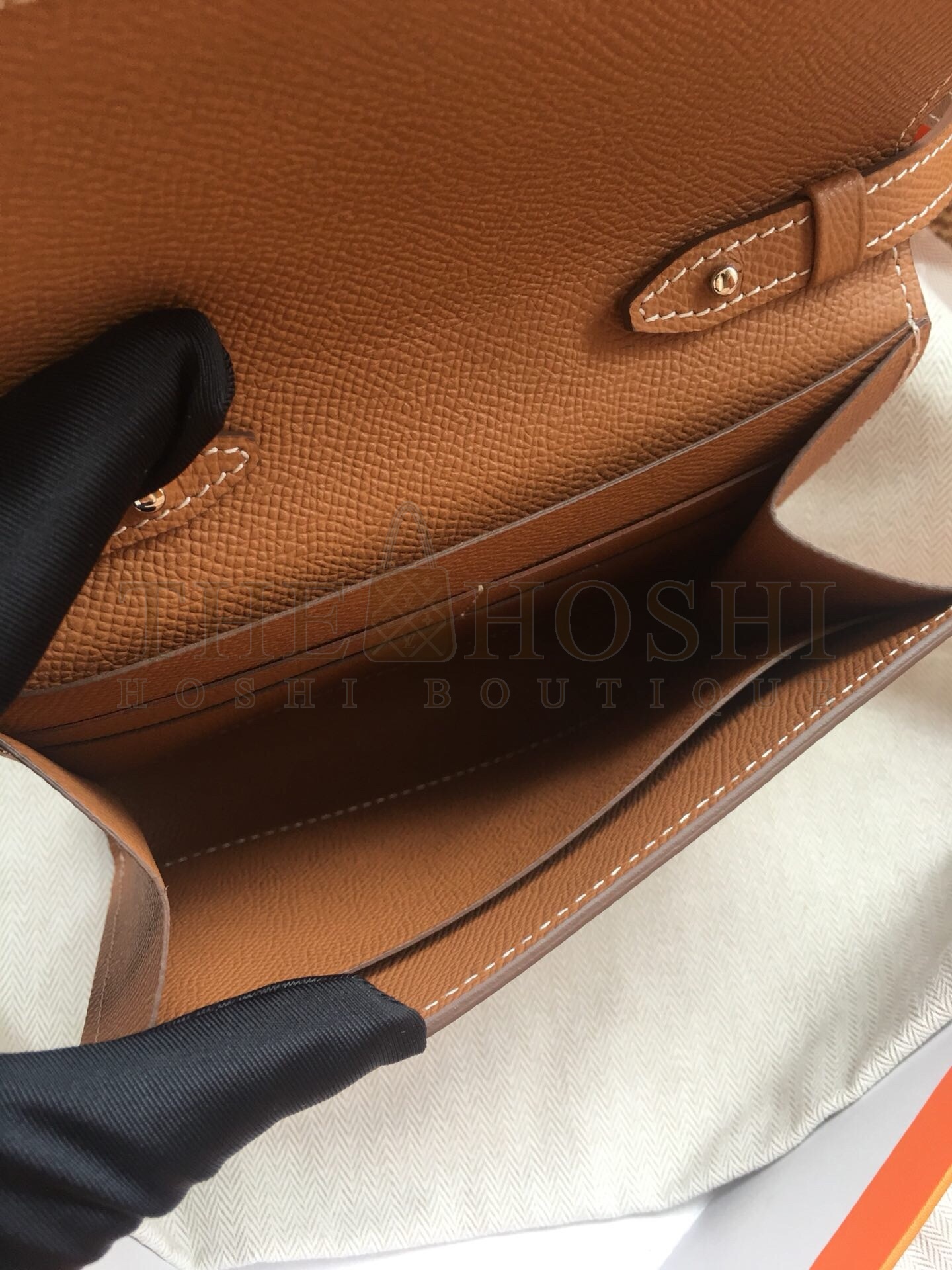 H**me5 Brown Clic 16 Wallet With Strap Master Quality