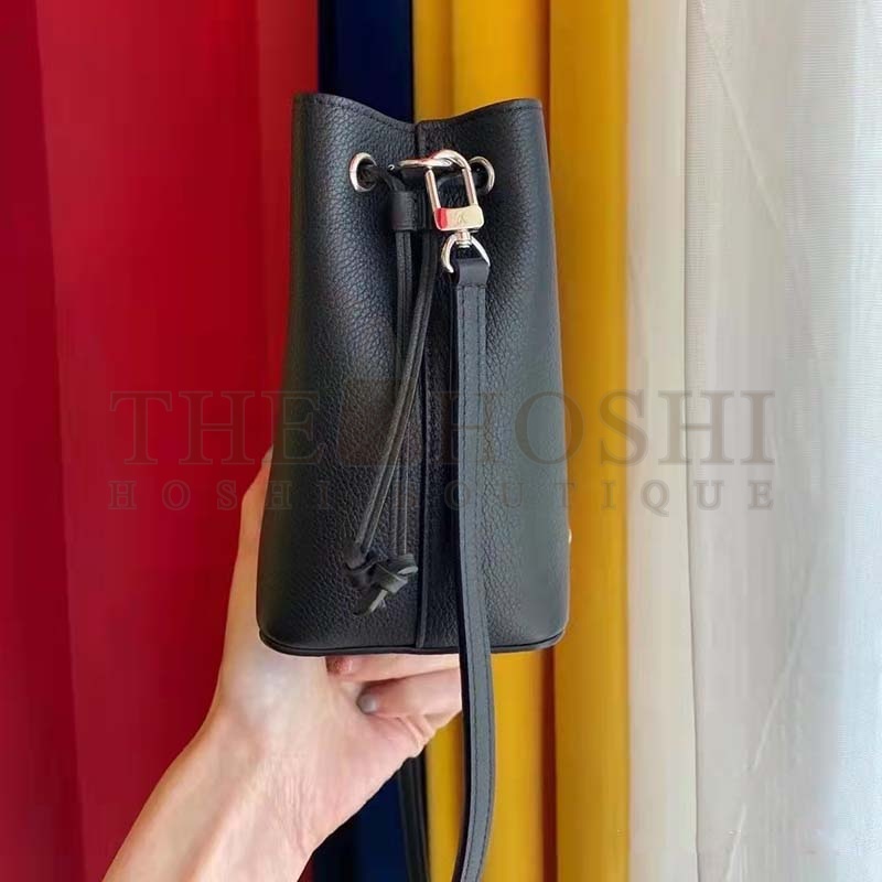 L0vis Vvtt0n LV Women Nano Lockme Bucket Bag Black Grained Calf Leather Master Quality