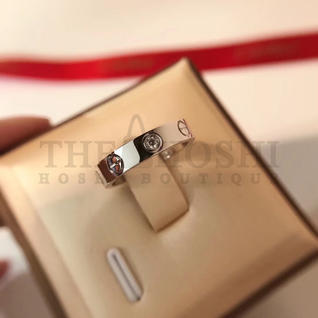 Ca*t1er Love Ring replica, One D1am0nd & White Gold Master Quality