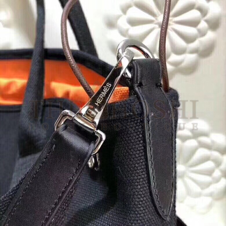 H**me5 Black Functional Grooming Bag Master Quality