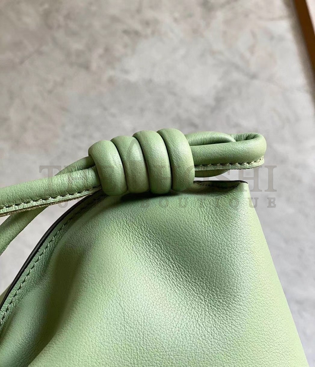 L0ew* Flamenco Clutch In Rosemary Nappa Leather Master Quality