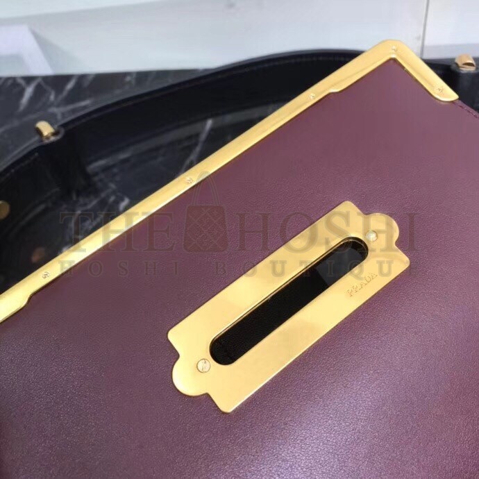 Pra*a Cahier Shoulder Bag In Bordeaux/Black Leather Master Quality