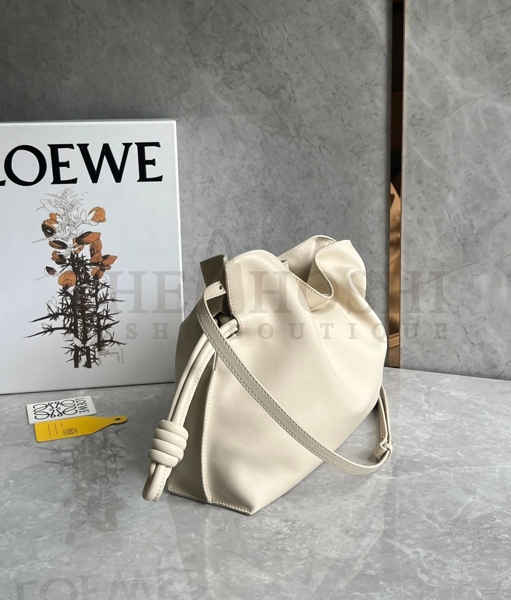 L0ew* Flamenco Clutch Bag In Angora Calfskin Master Quality