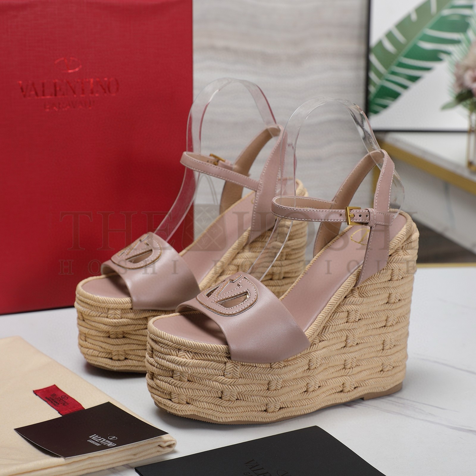 Va1e*ntin0 VLogo Cut-out Espadrille Wedge Sandals in Beige Leather Master Quality
