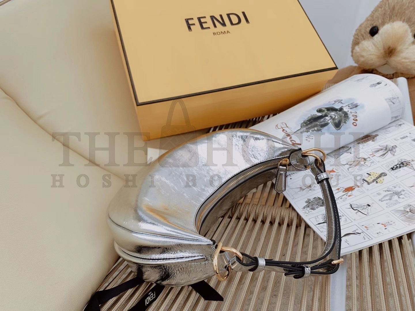 F**di F**digraphy Small Hobo Bag In Silver Metallic Leather Master Quality
