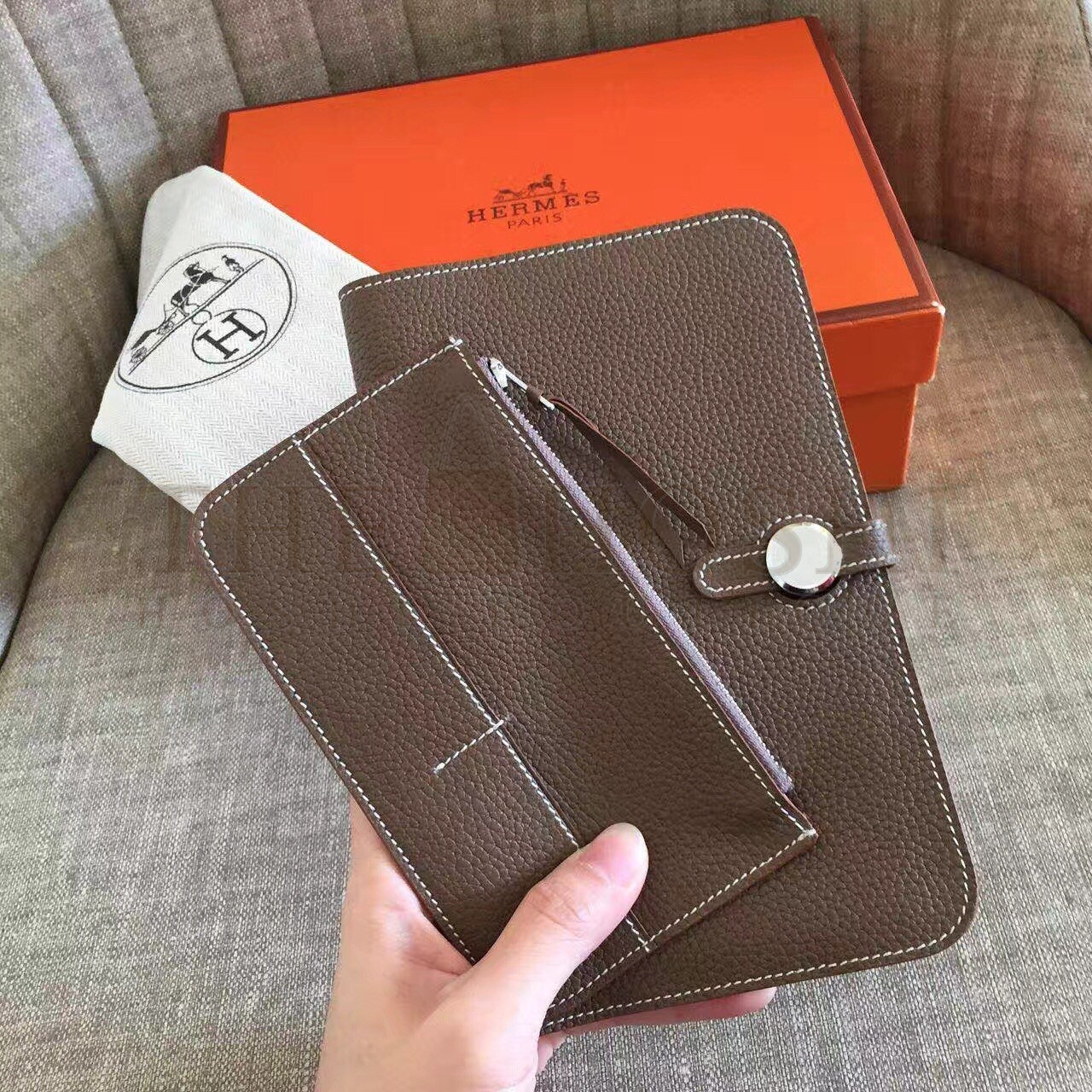 H**me5 Dogon Duo Wallet in Taupe Clemence Leather Master Quality