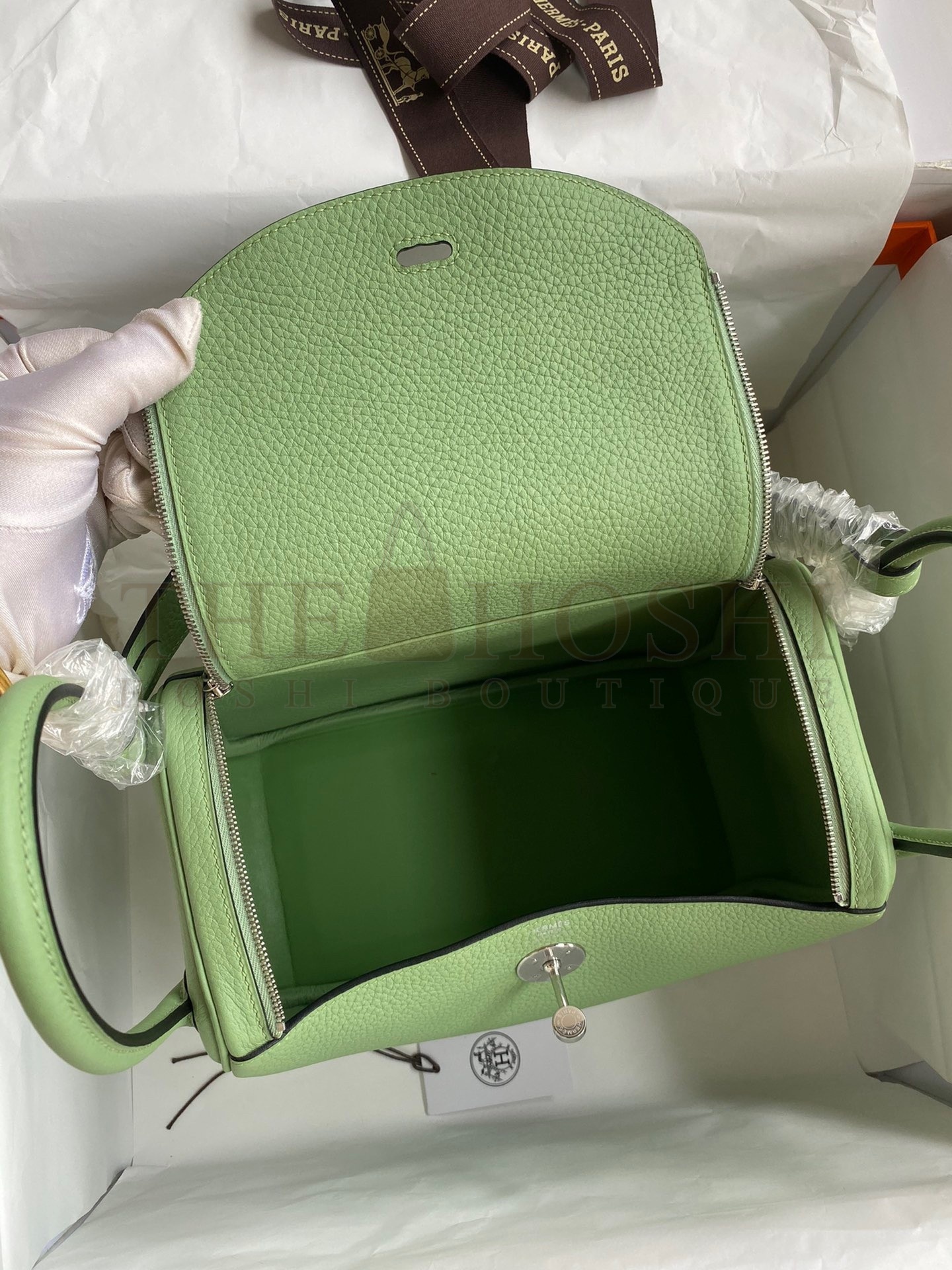 H**me5 Lindy 26 Handmade Bag In Vert Cypres Clemence Leather Master Quality