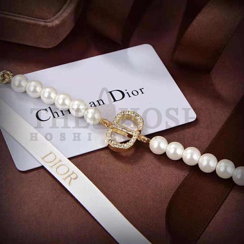 D10r Women 30 Montaigne Long Necklace Gold-Finish Metal and Silver-Tone Crystals Master Quality