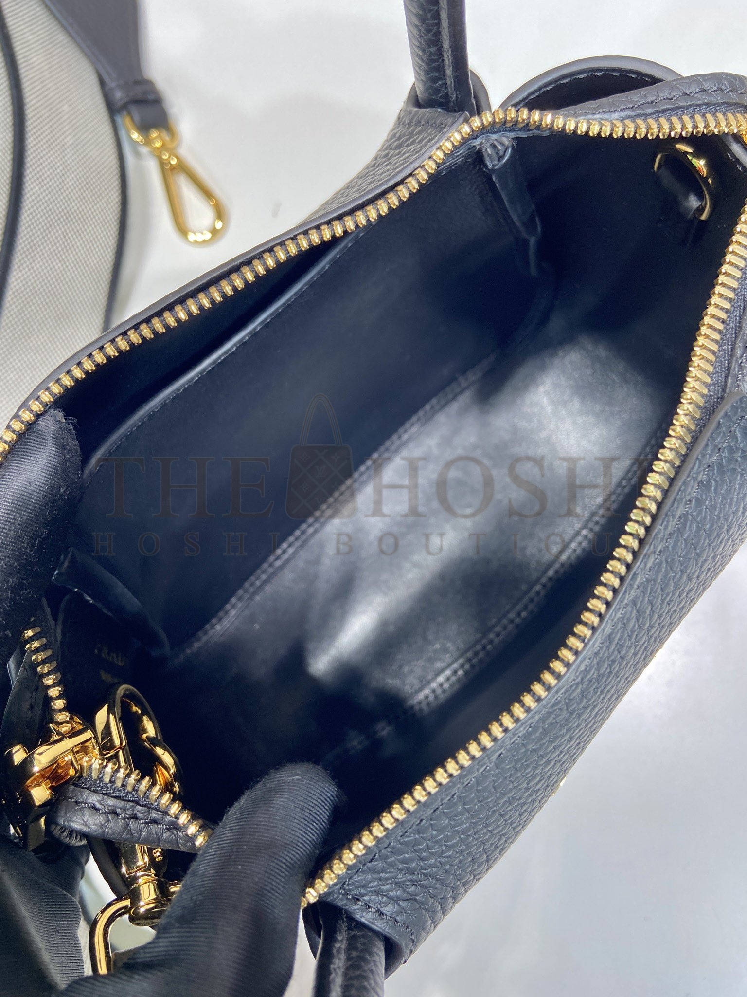 Pra*a PR 1BA362 Mini Leather Tote Bag 19.5x18x9cm 16898900 Master Quality