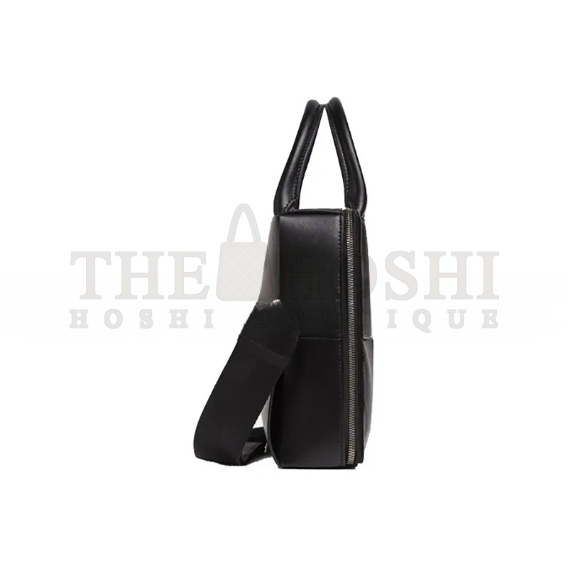 B0tt*ga Ven*ta ARCO BRIEFCASE 680120VB1K18480 (36*24*7.5cm) Master Quality