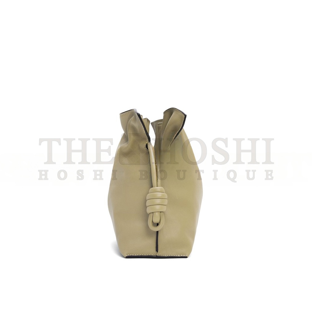 L0ew* MEDIUM FLAMENCO CLUTCH IN NAPPA CALFSKIN 0010966109 (30*24.5*10.5cm) Master Quality