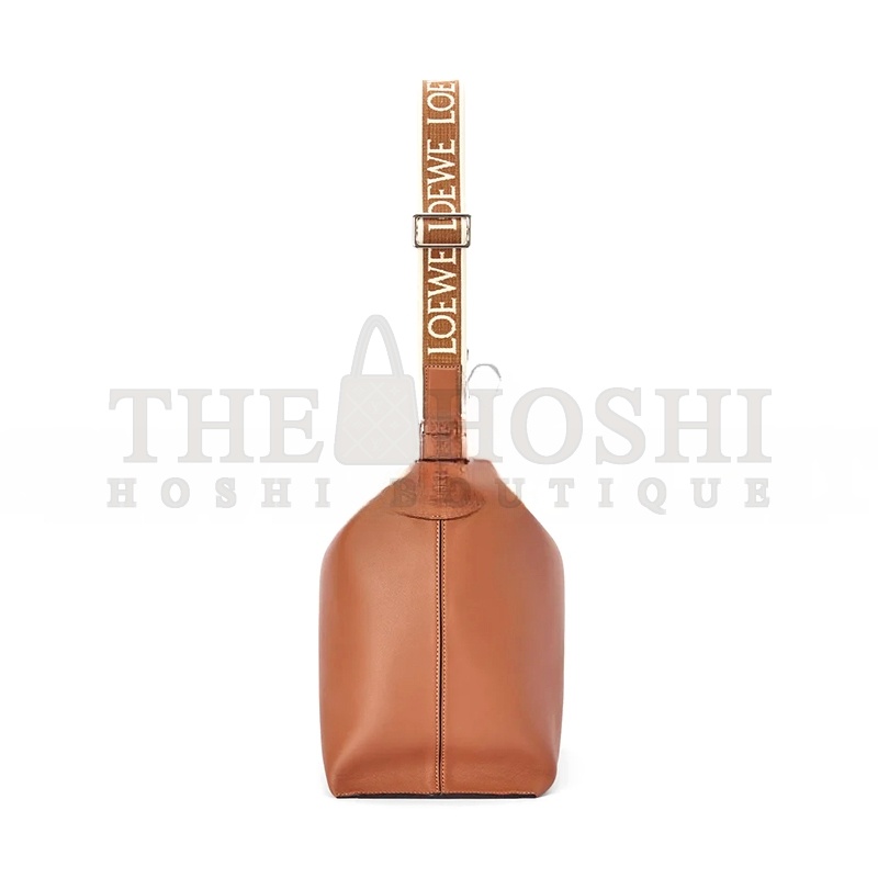 L0ew* CUBI CROSSBODY BAG IN S*pPLE SMOOTH CALFSKIN AND JACQUARD B906K70X01 (44*30*18cm) Master Quality
