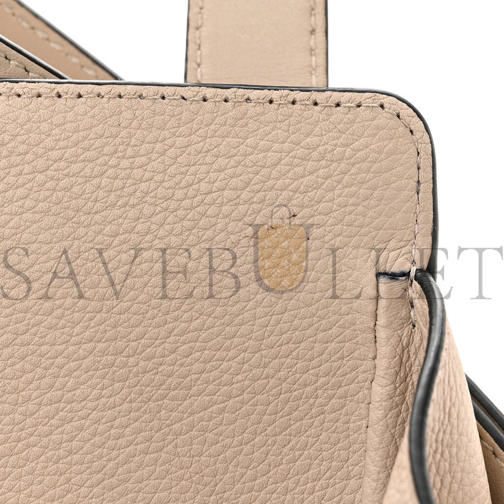 L0ew* GRAINED CALFSKIN SMALL HAMMOCK SHOULDER BAG SAND (30*25*13.5cm) Master Quality